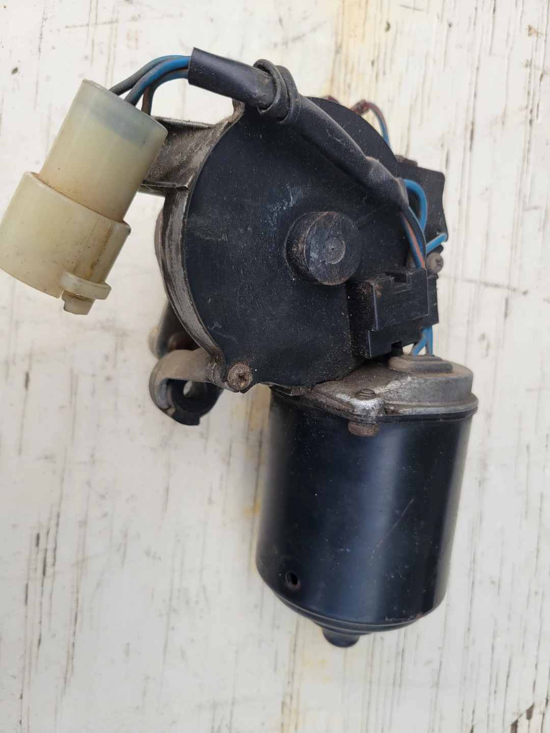 Windshield Wiper Motor Assembly - photo 3