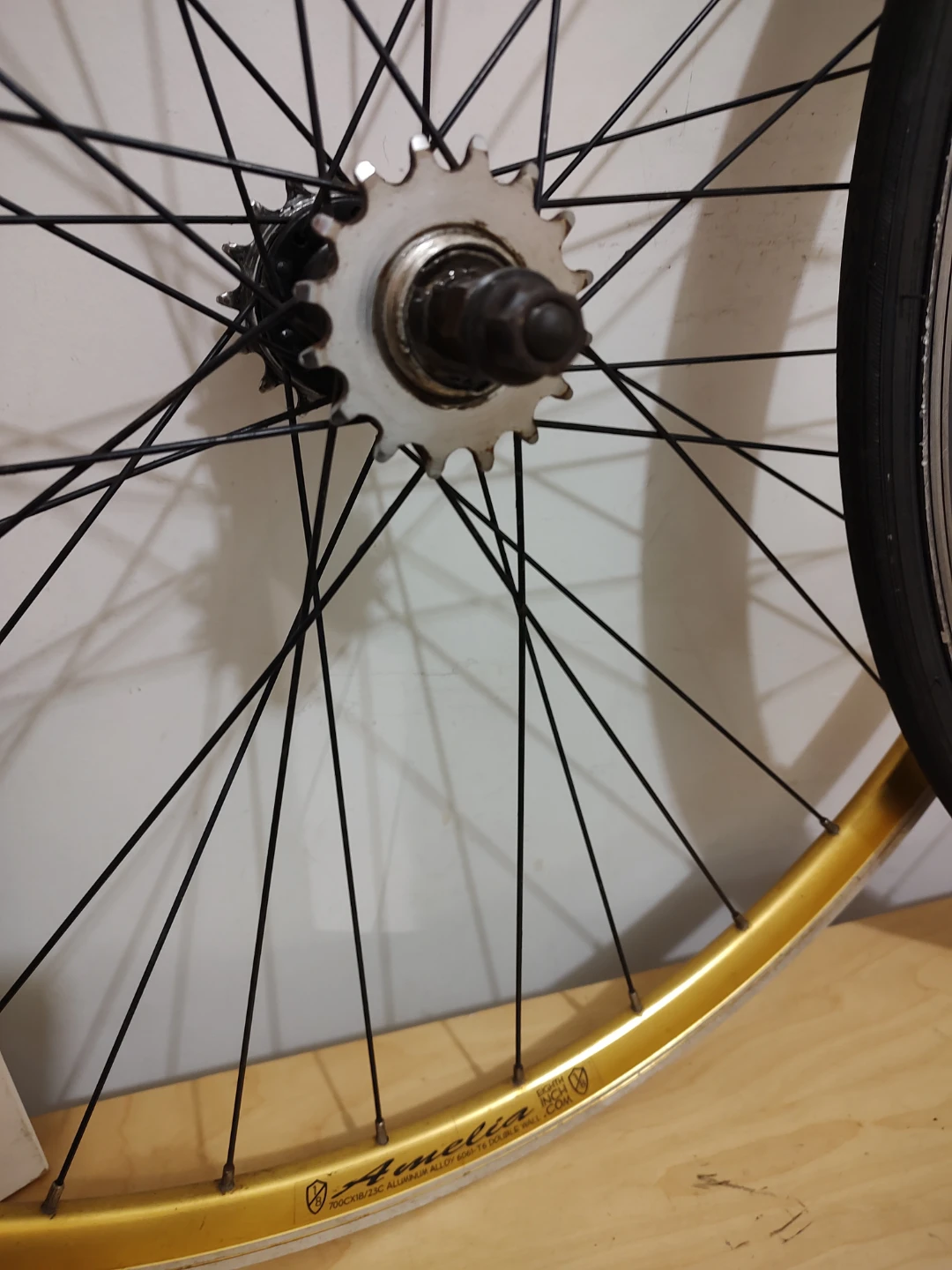 Flip flop  700C rear rim and front wheel for single speed bike - photo 2