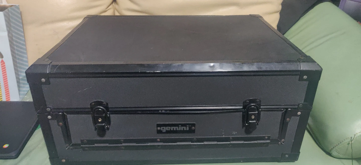 Gemini CDM-3610 Professional CD/MP3 DJ Workstation with case - photo 2