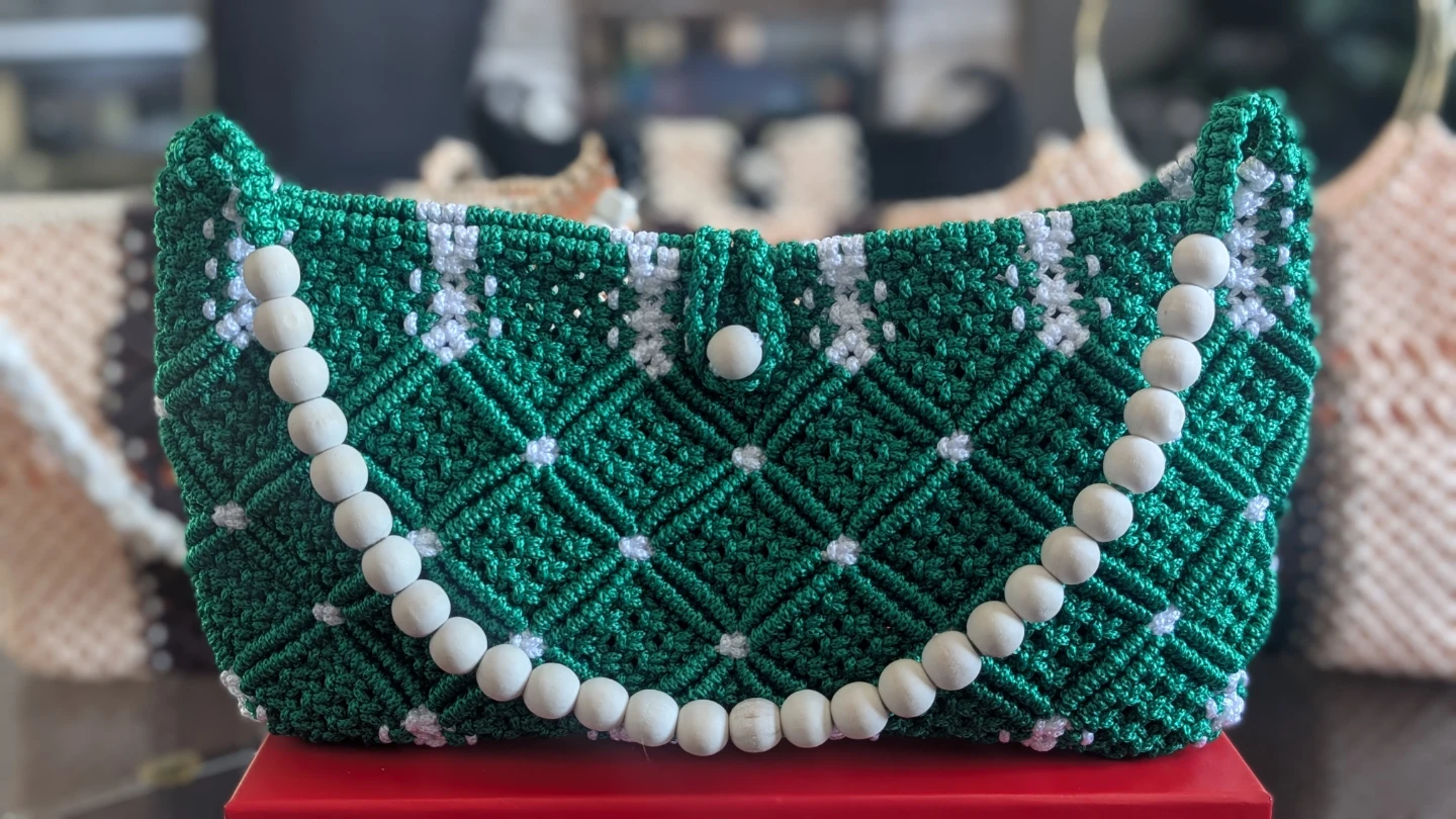 Green Macrame Shoulder Bag with Wooden Beads - photo 3