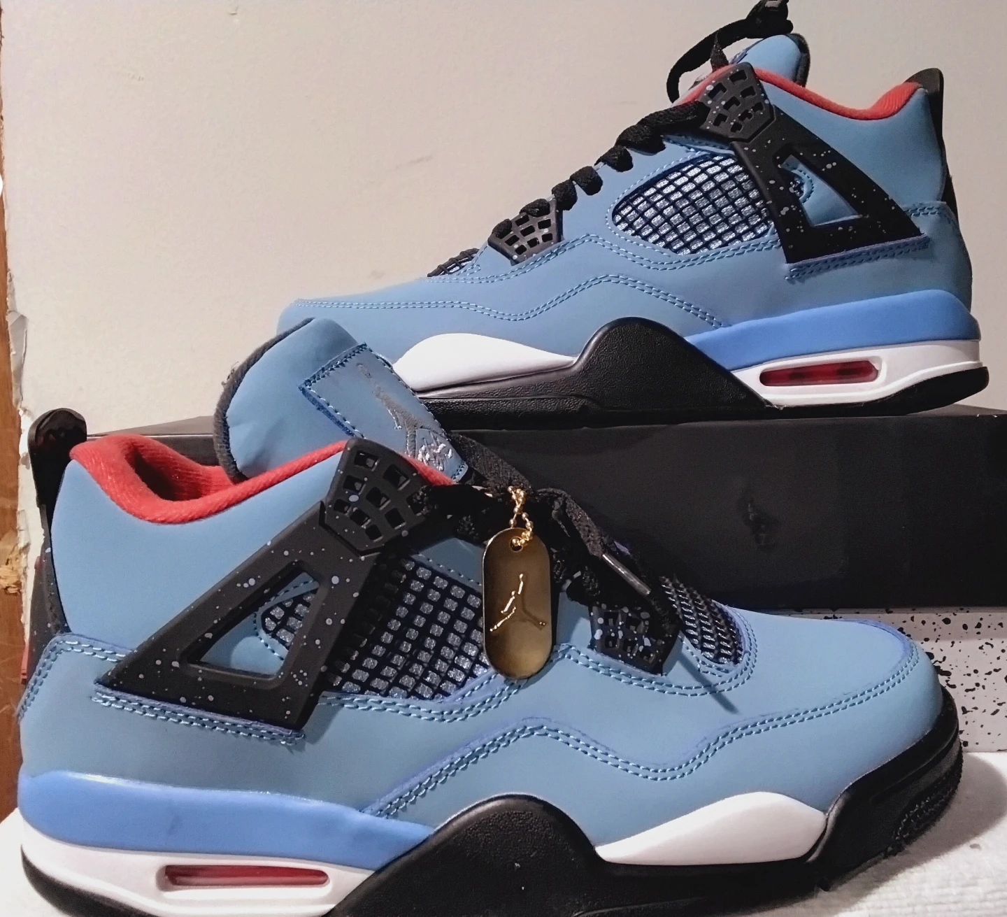 Air Jordan 4 Retro Travis Scott Cactus Jack - photo 3