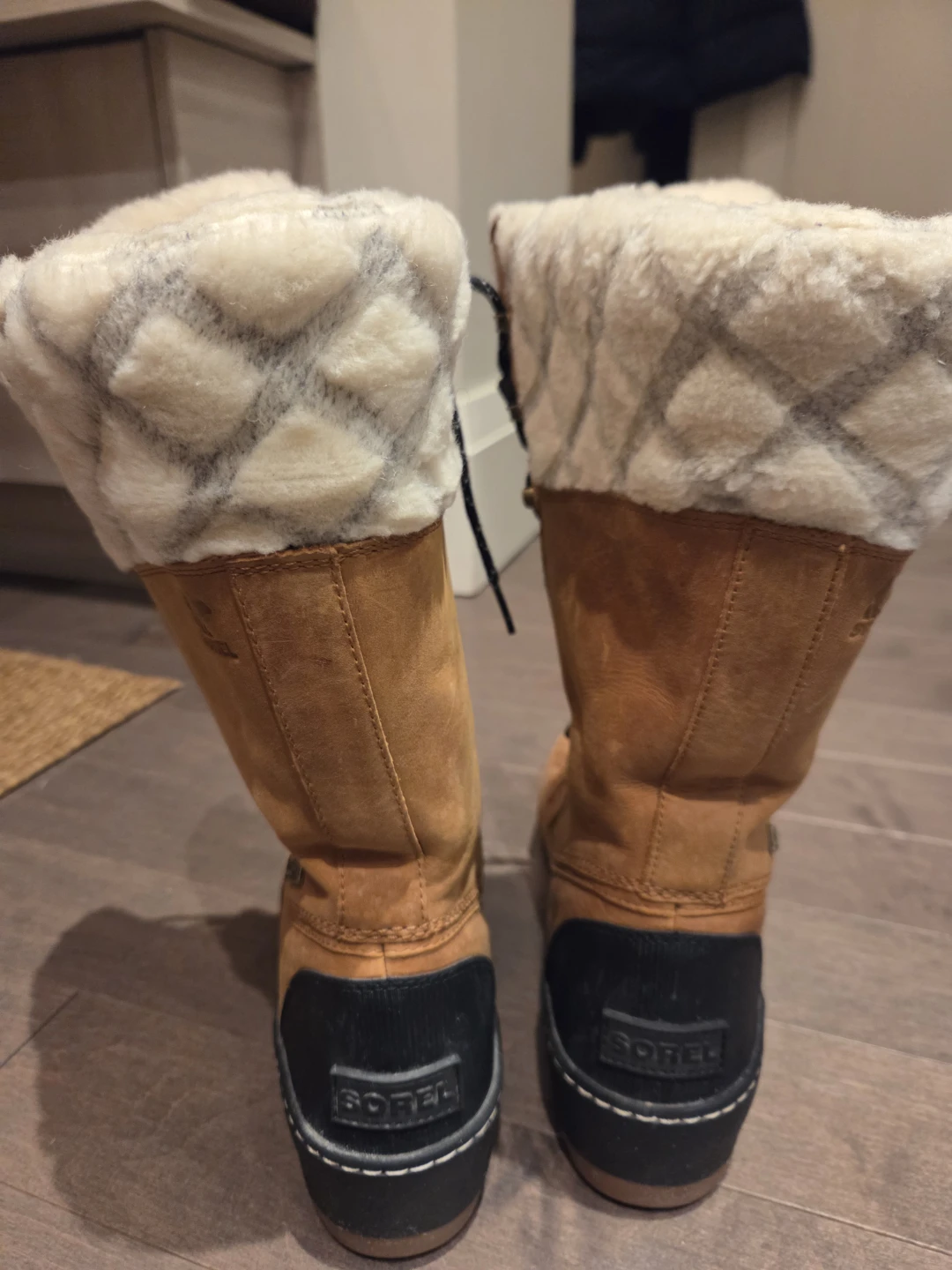 🥕 Sorel Women's Winter Boots - Size US 9 - photo 2