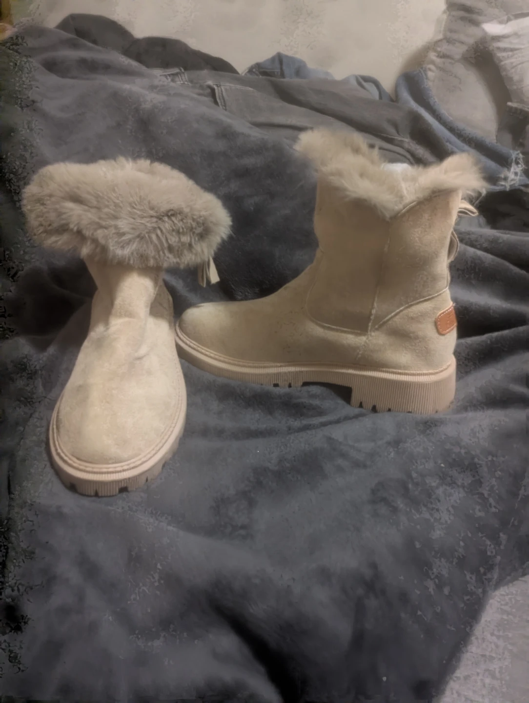 Women's Tan Faux Suede Fur Lined Winter Boots - Size 250 (EU 40) - photo 4