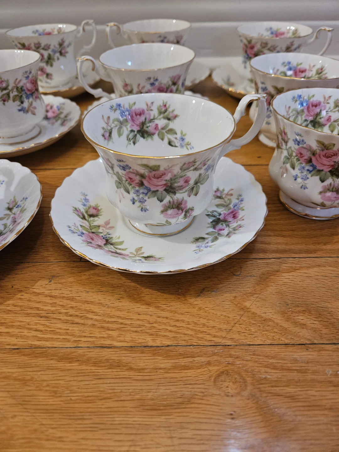 Royal Albert "Moss Rose" Bone China Tea Set - photo 5
