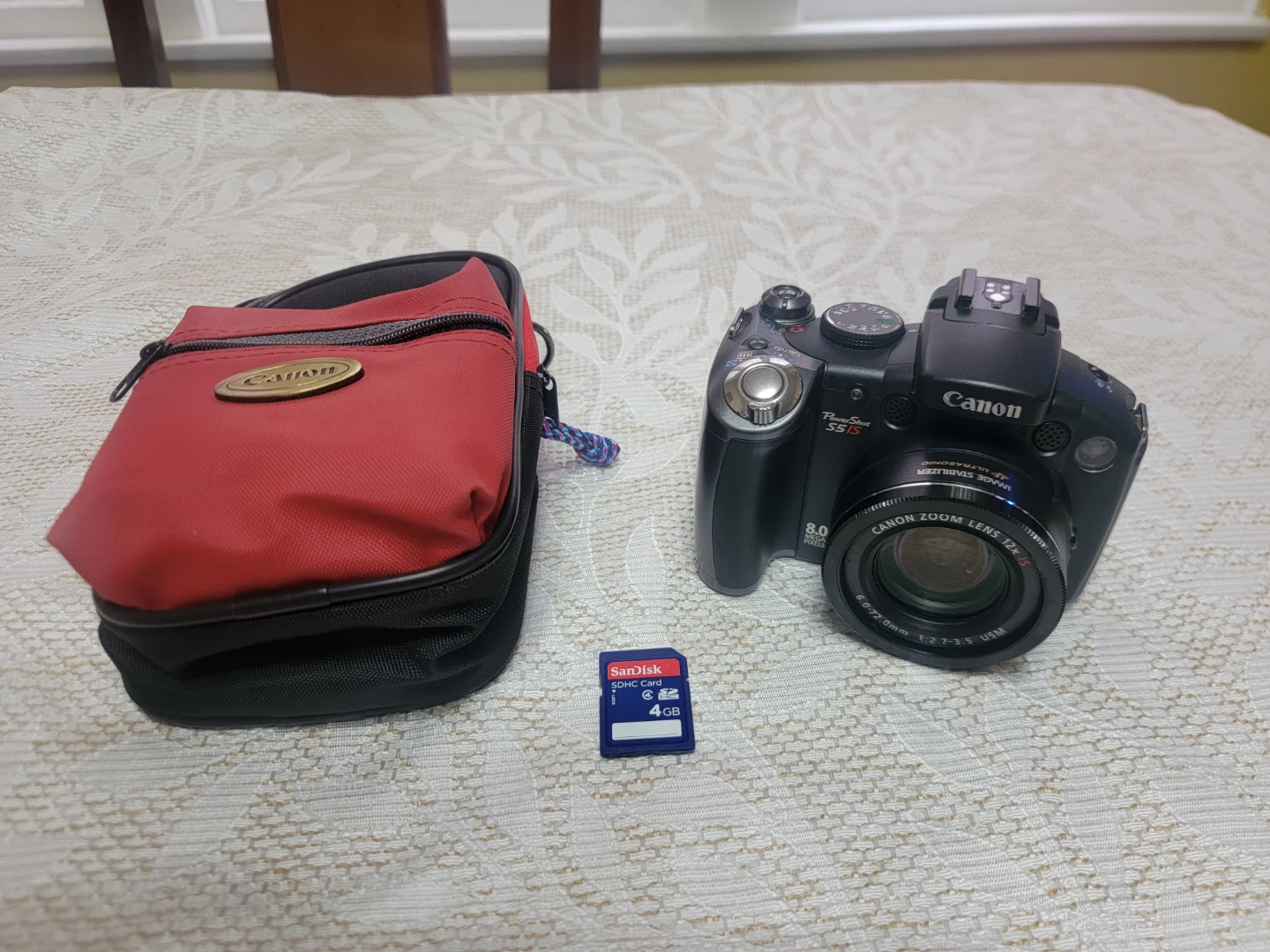 Canon PowerShot S5 IS 8.0 MP