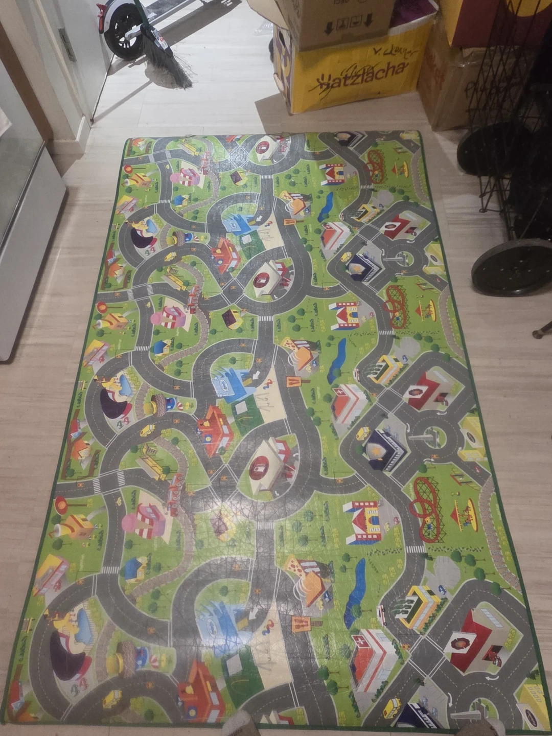 Kids Play Mat with Town and Road Design - photo 2