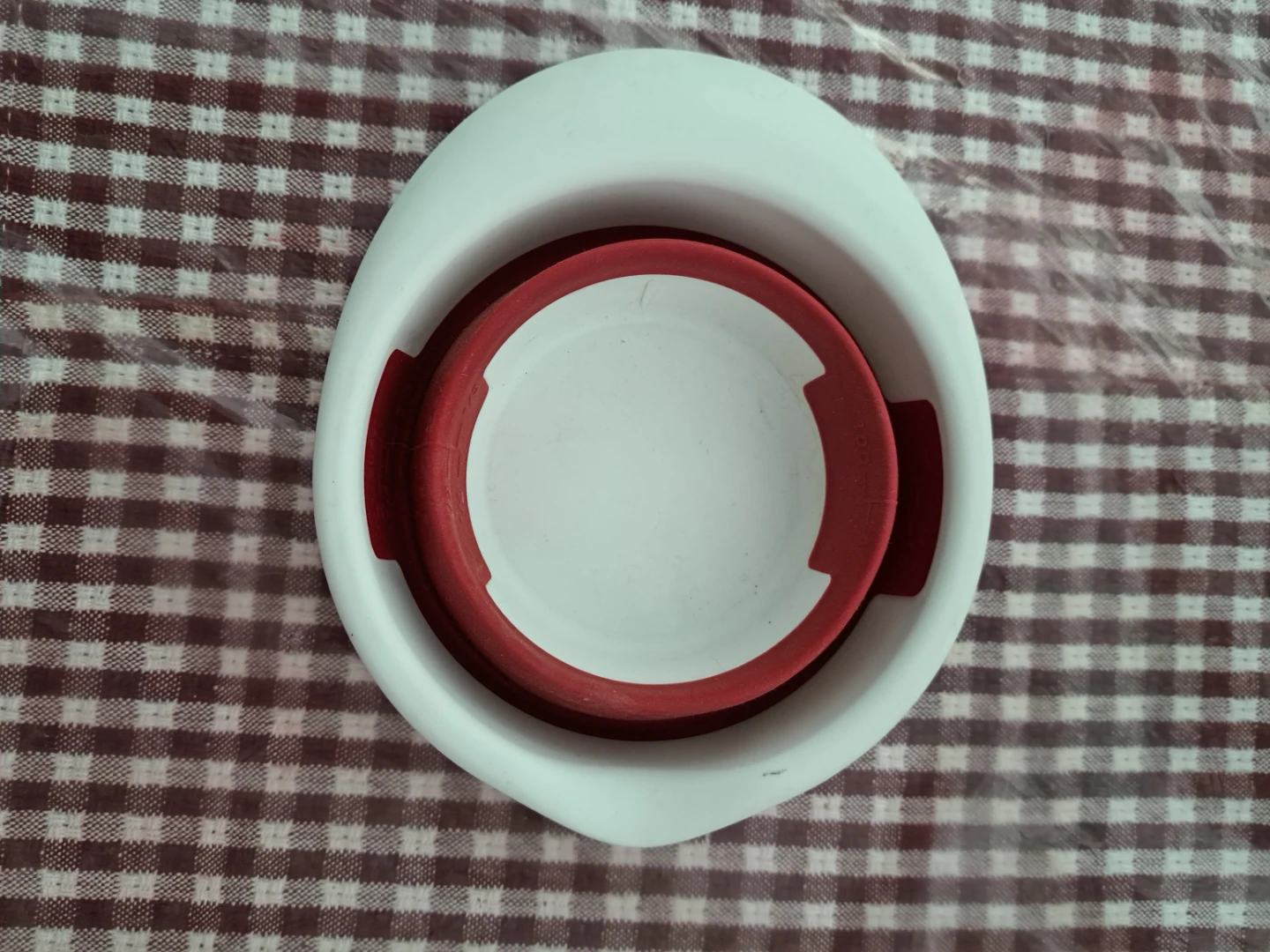 Collapsible Silicone Measuring Cup - photo 3