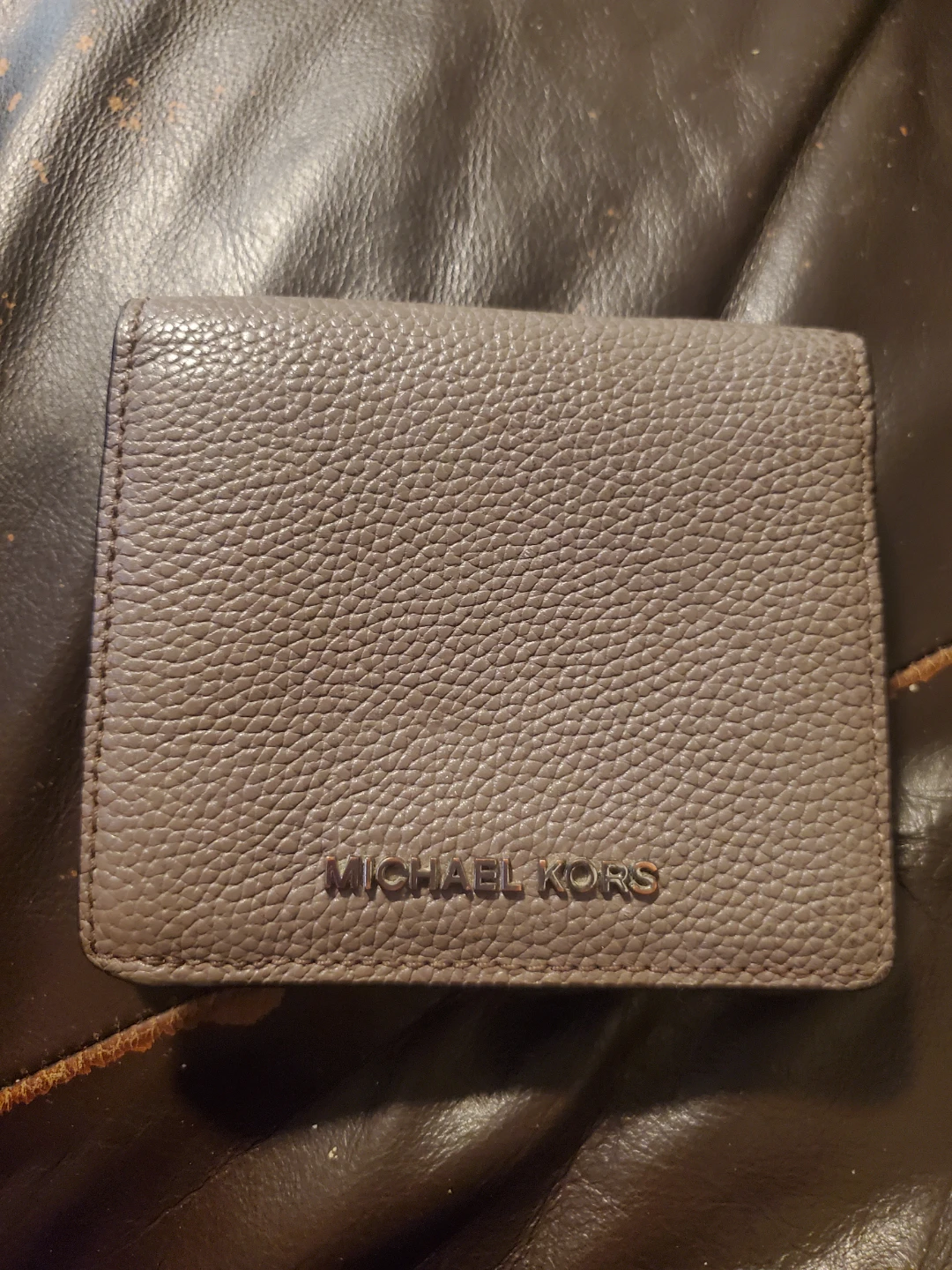 Michael Kors Wallet and Leather Roots Handbag 🏆 - photo 2