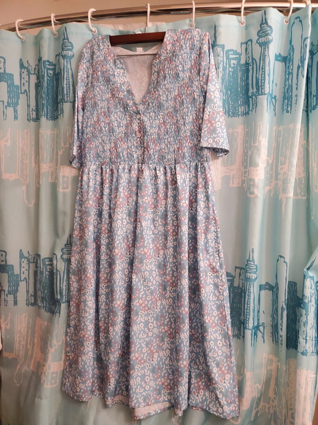 Blue floral midi dress with smocked bodice - photo 4