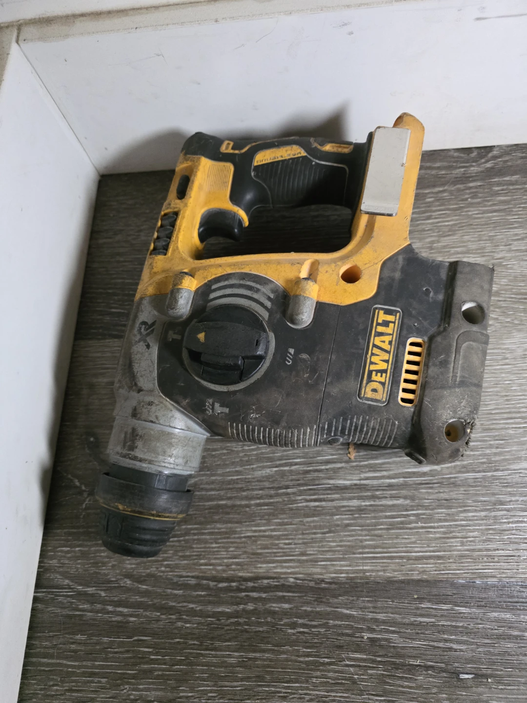 🧡DEWALT Cordless Drill and Charger Set - photo 4