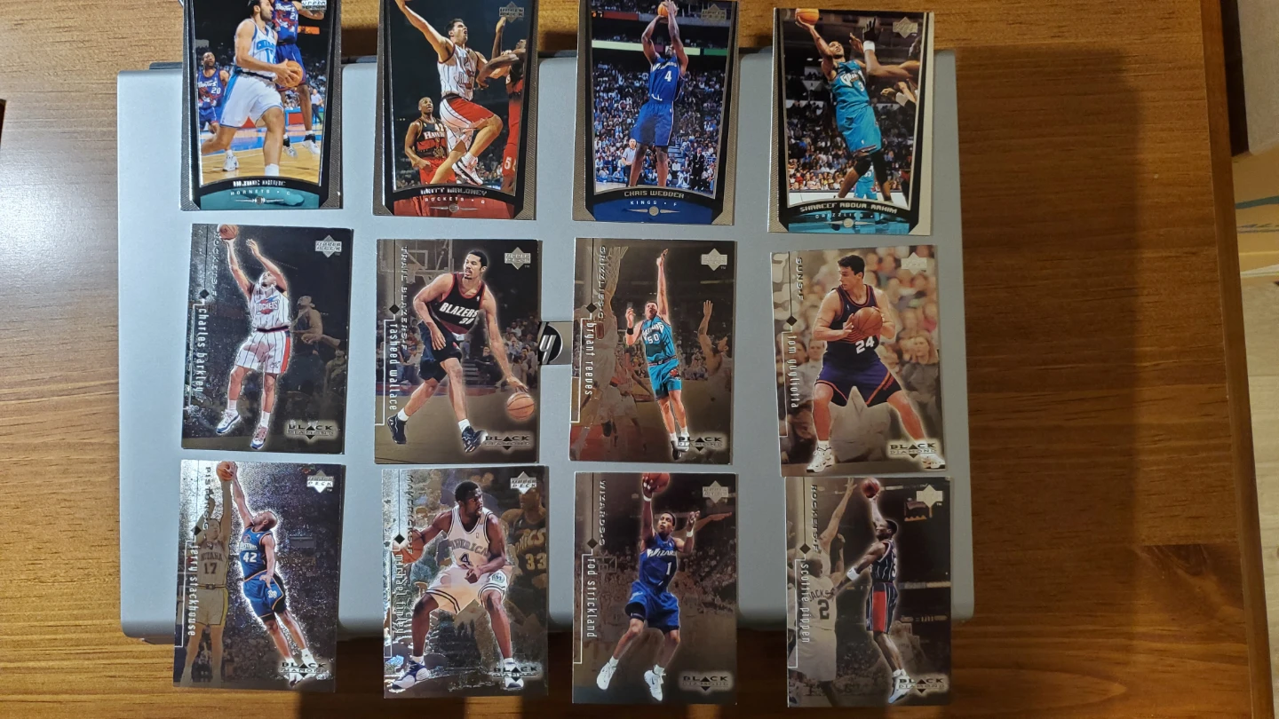 Collection of Basketball and Hockey Cards - photo 2