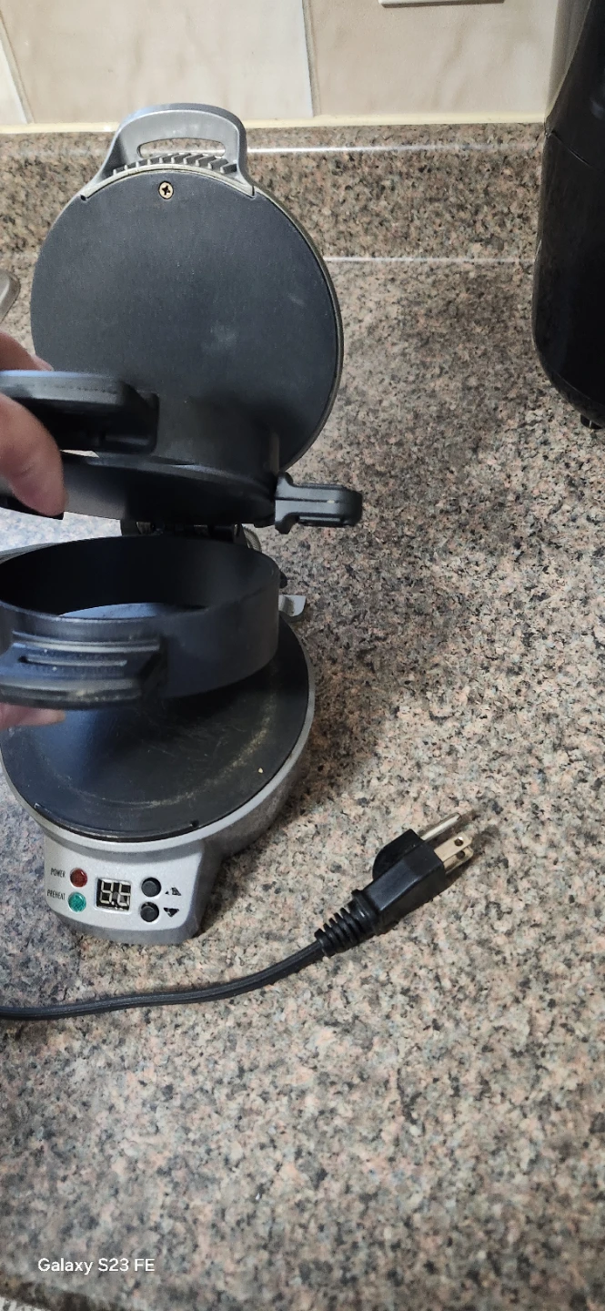 Hamilton Beach Breakfast Sandwich Maker - photo 5