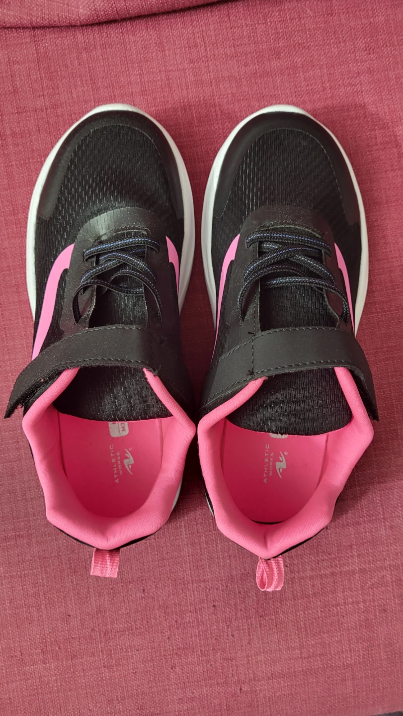 Athletic Works Kids' Black & Pink Sneakers Size 3