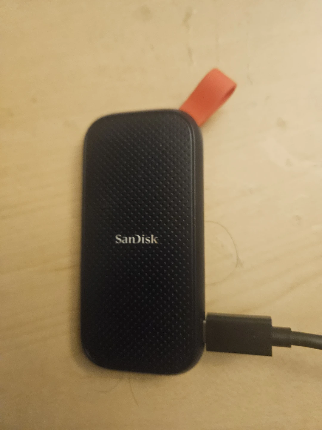 SanDisk 1TB Extreme Portable SSD - photo 2