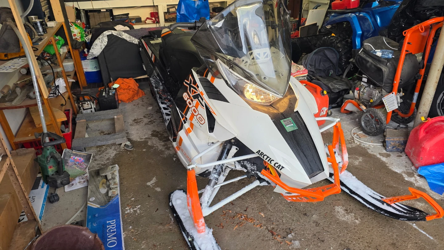 Pristine 2015 Arctic Cat XF 6000 – Ready to Rip!