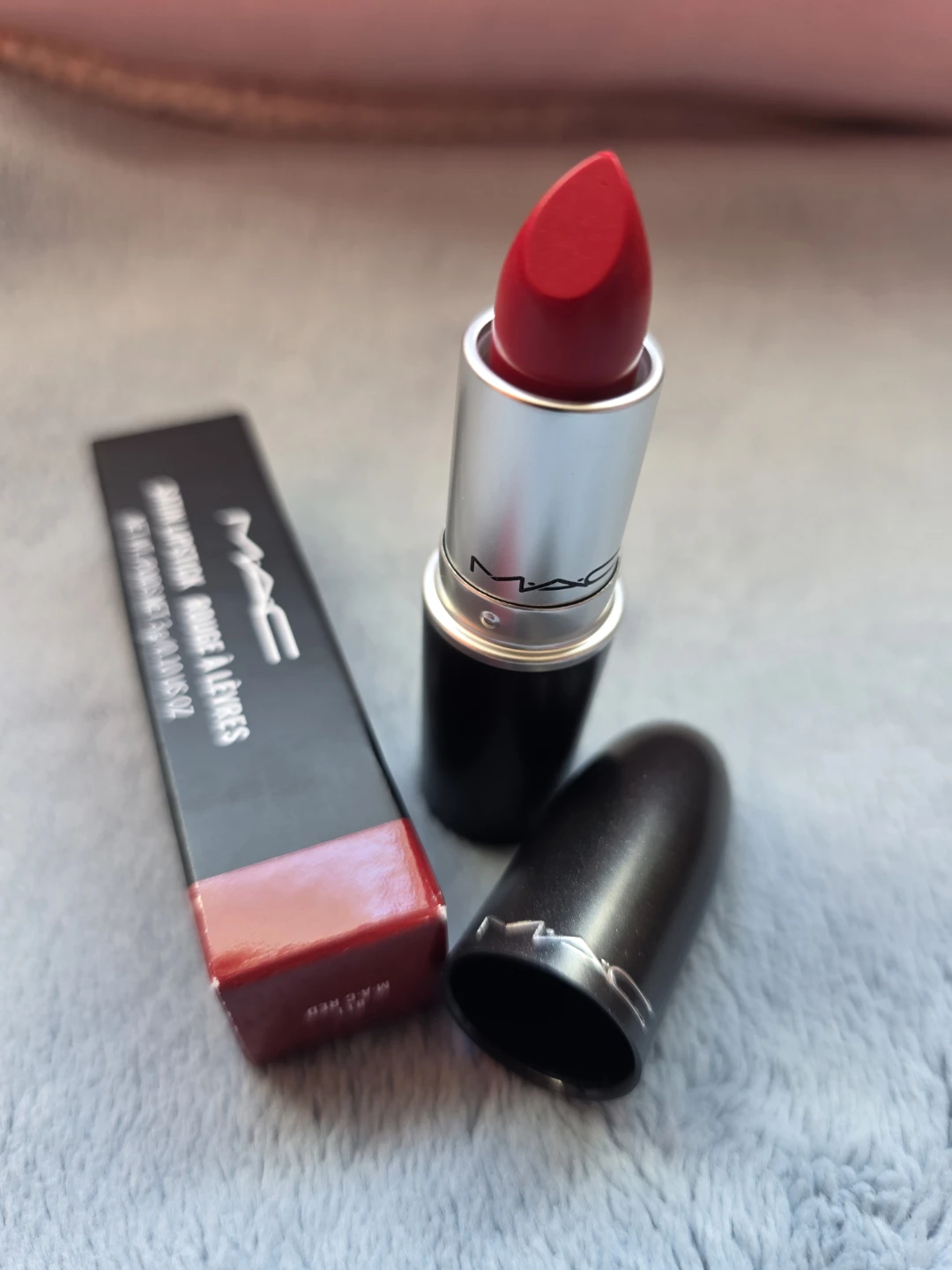 MAC Satin Lipstick - Ruby Woo - photo 2