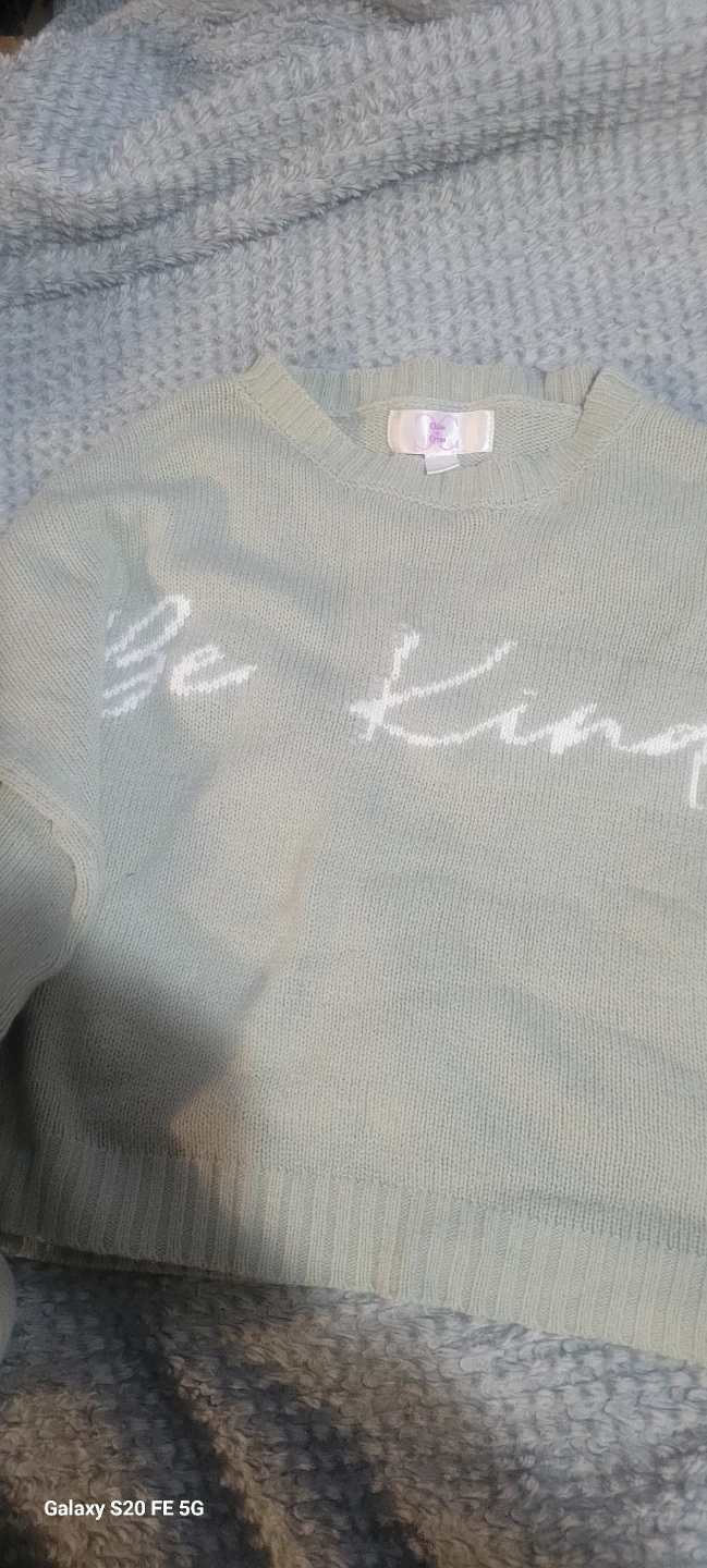 Chloe & Pearl "Be Kind" Sweater