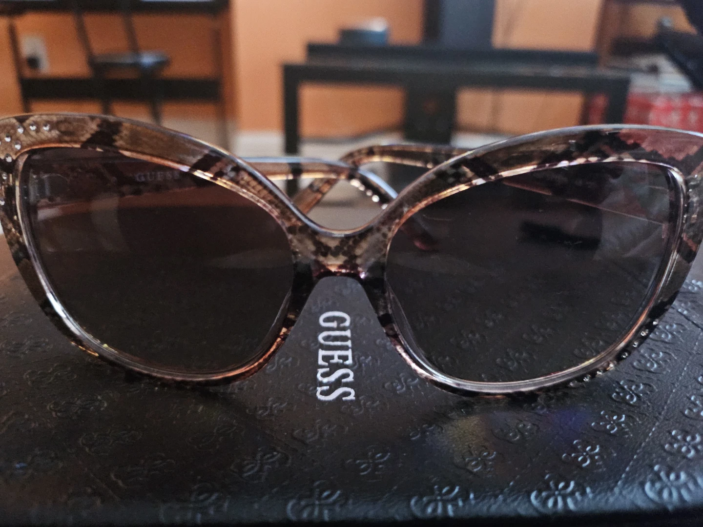 Guess Women's Cat-Eye Sunglasses - photo 5