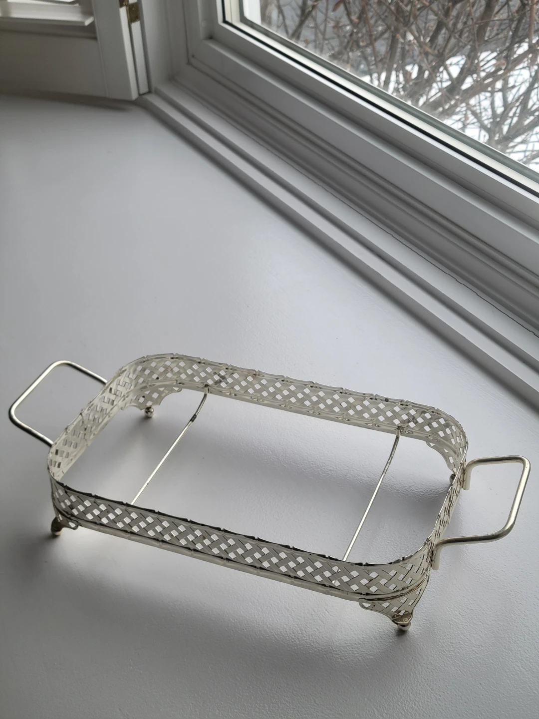 Vintage Silver Plated Serving Tray 2 Handles.Hardcover Book Rack - photo 2