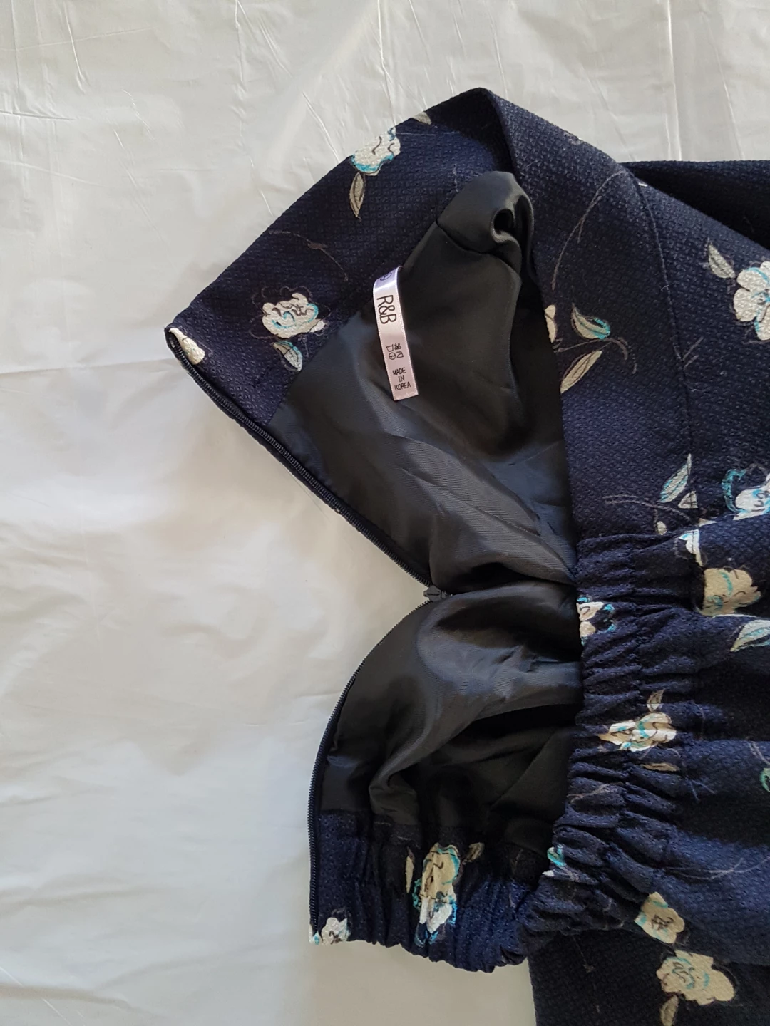 R&B Floral Print Skirt Size Small - photo 3