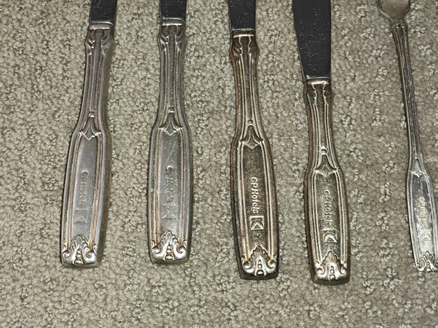 Vintage CP Hotels Silver Plated Canadian Pacific Flatware 8 Pcs - photo 4