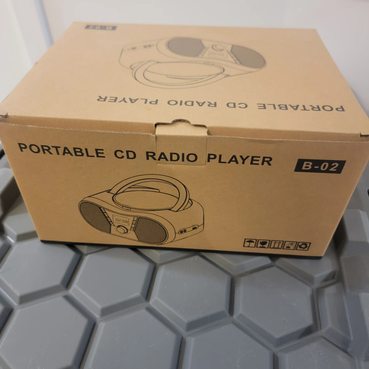 BNIB Portable CD Radio Player - photo 2