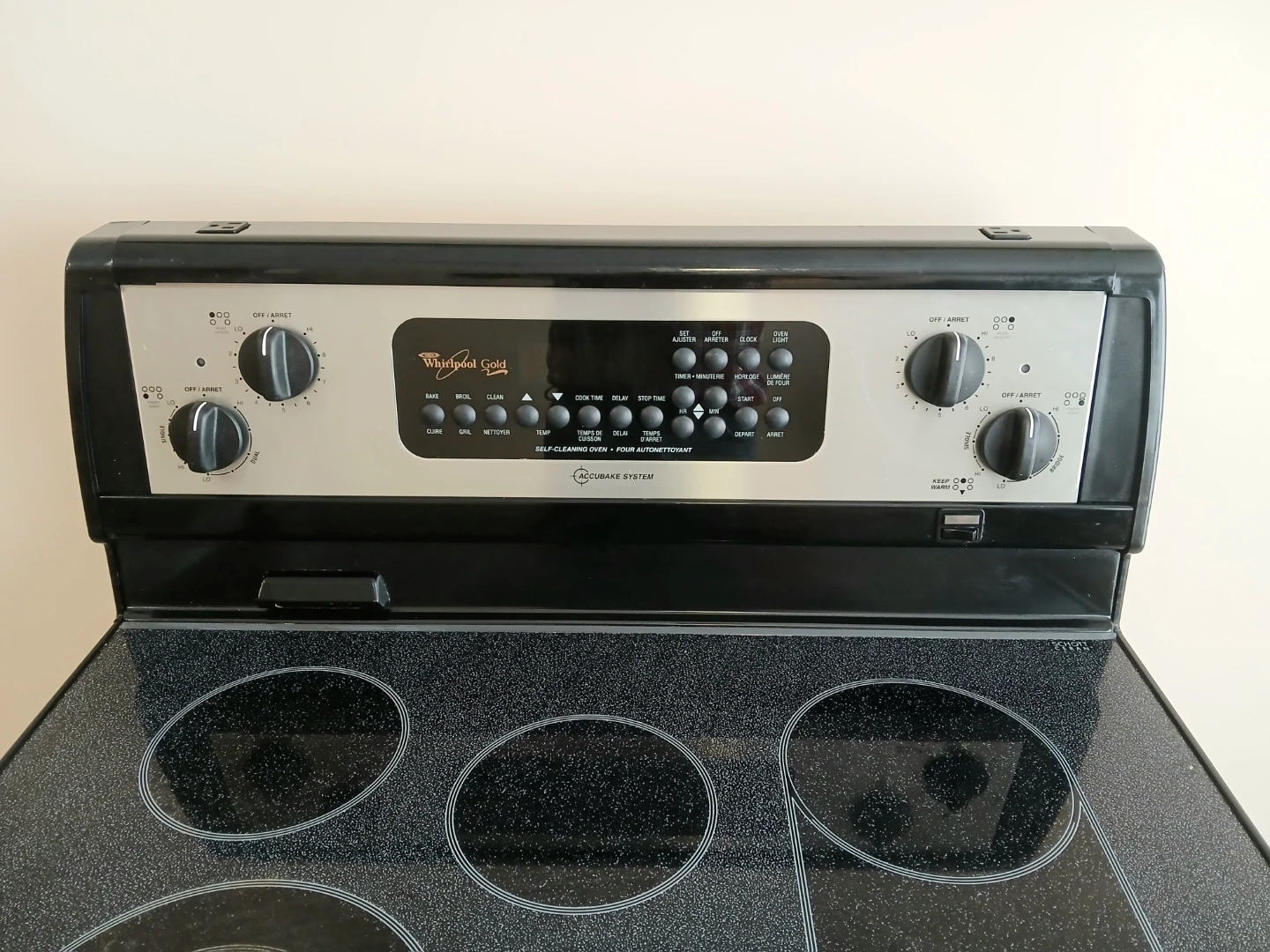Whirlpool Electric Stove $100. - photo 4