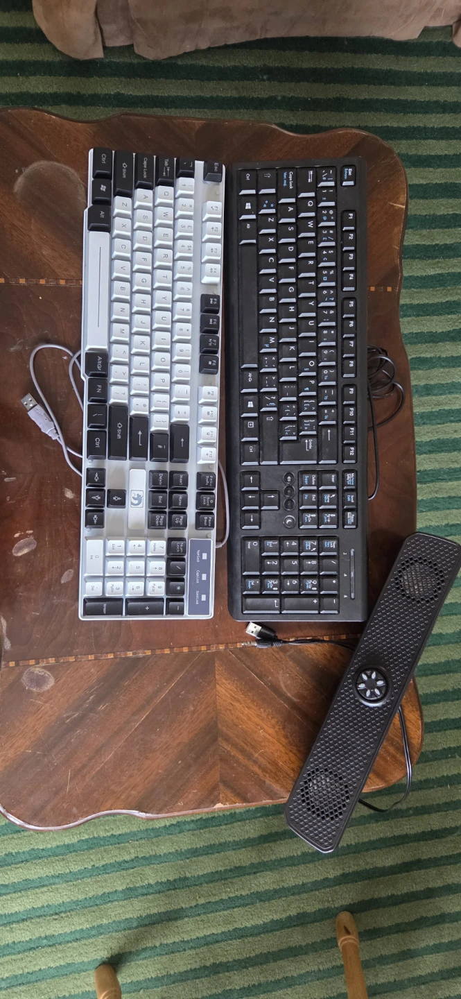 Gaming Keyboard and Speaker Bundle - photo 3