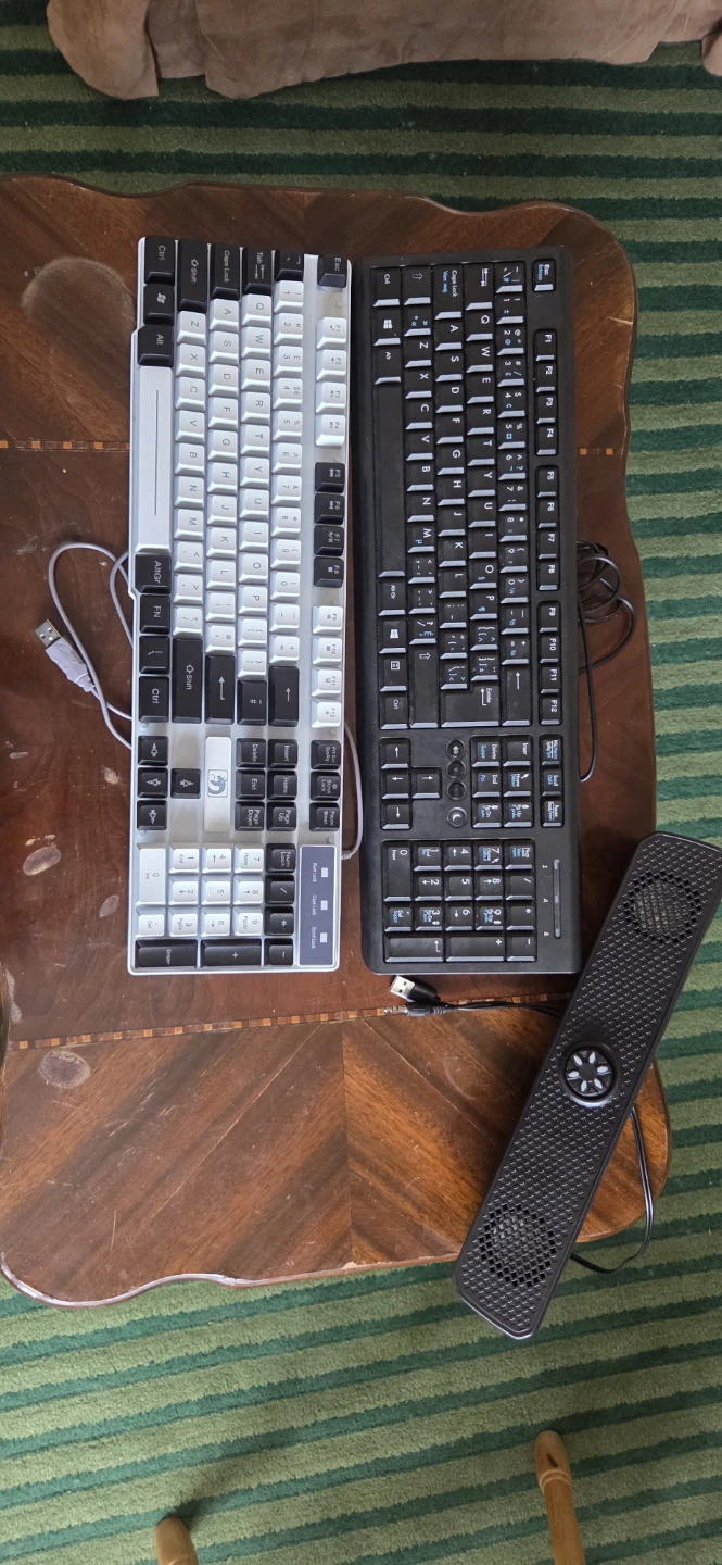 Gaming Keyboard and Speaker Bundle - photo 4