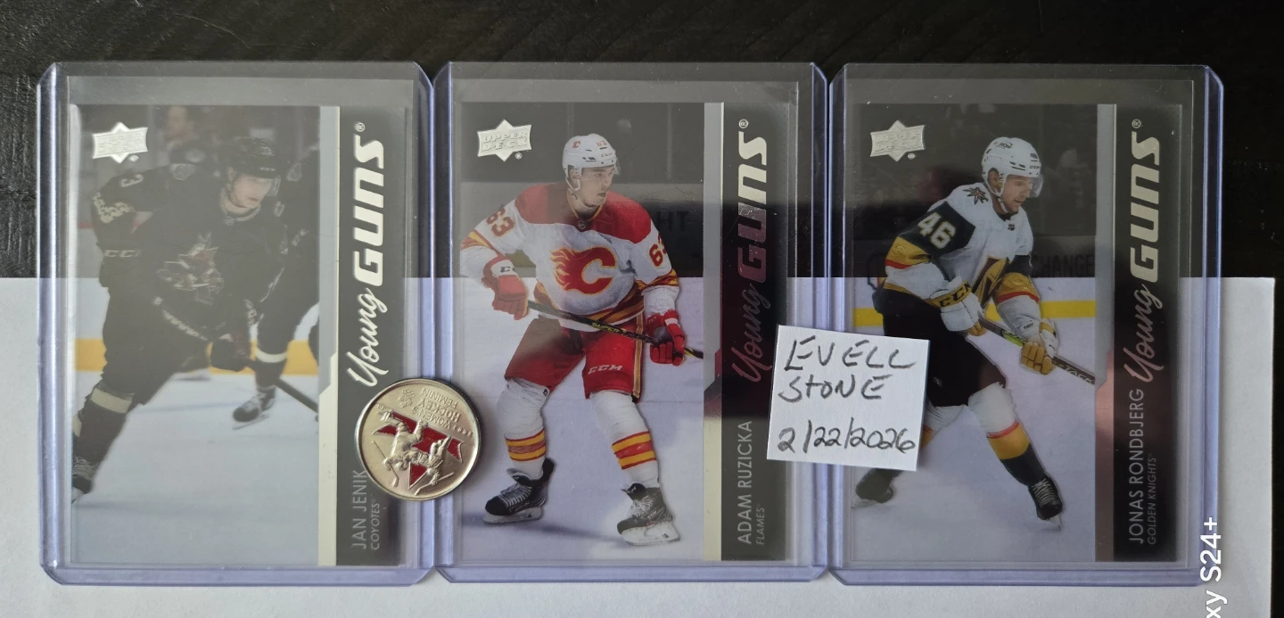 Upper Deck 2021-22 Series 2 Hockey Cards - Young Guns - photo 4