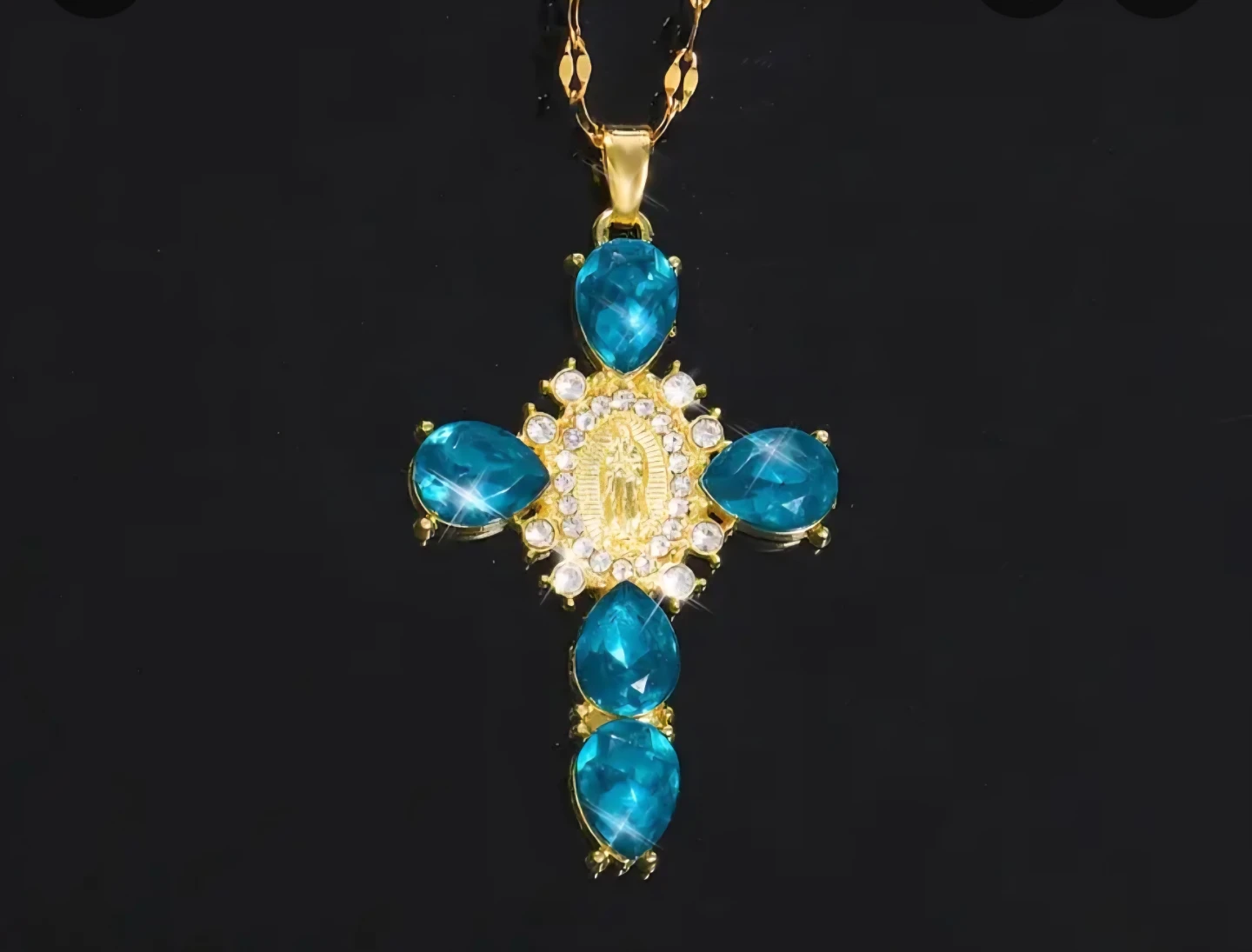 Sparkling Blue and white Cross necklace 💎❤️✨️✨️