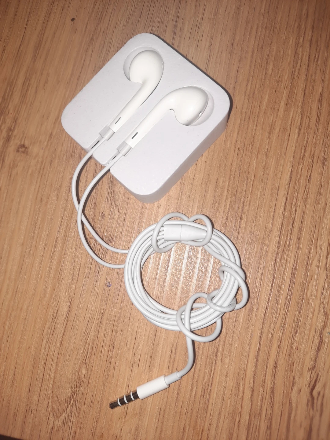 Apple EarPods pick up in st.albert - photo 2