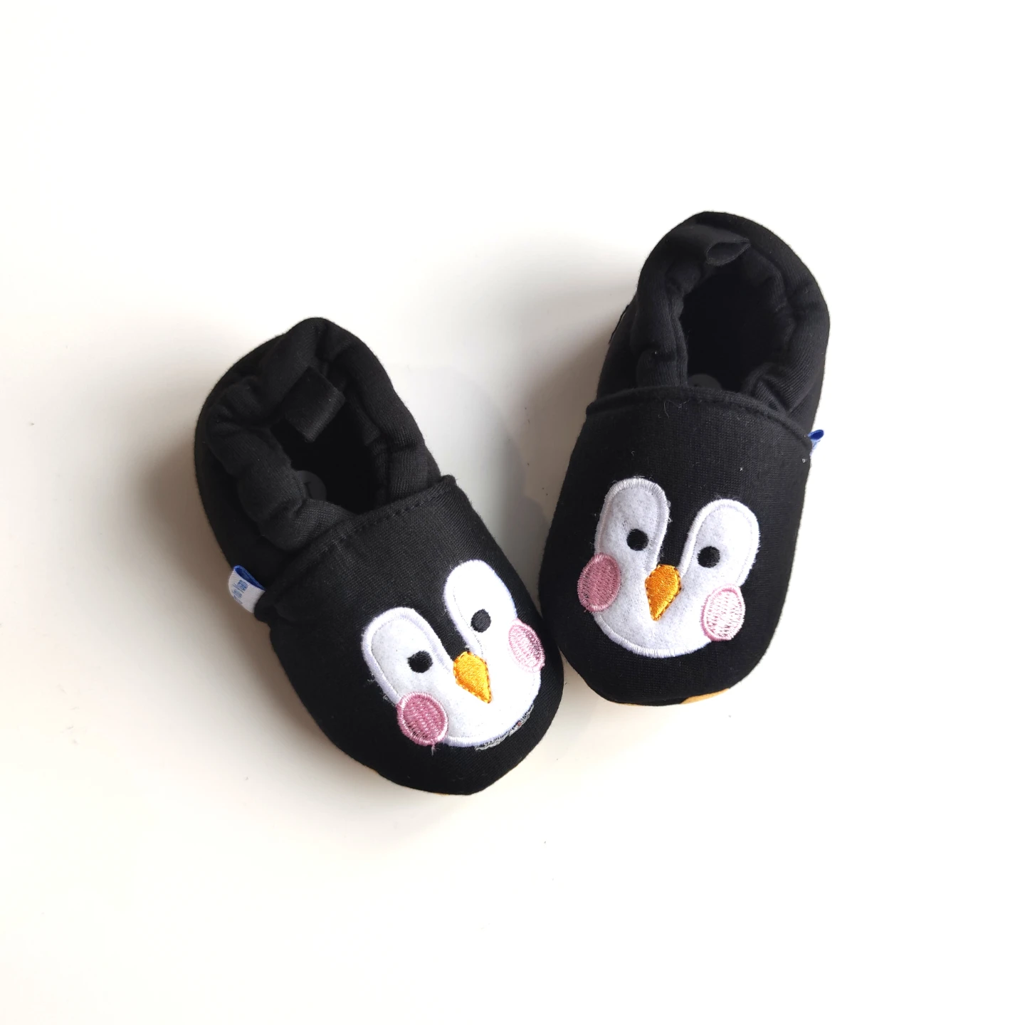 New Black Penguin Baby Soft Sole Shoes 6-12 months - photo 2