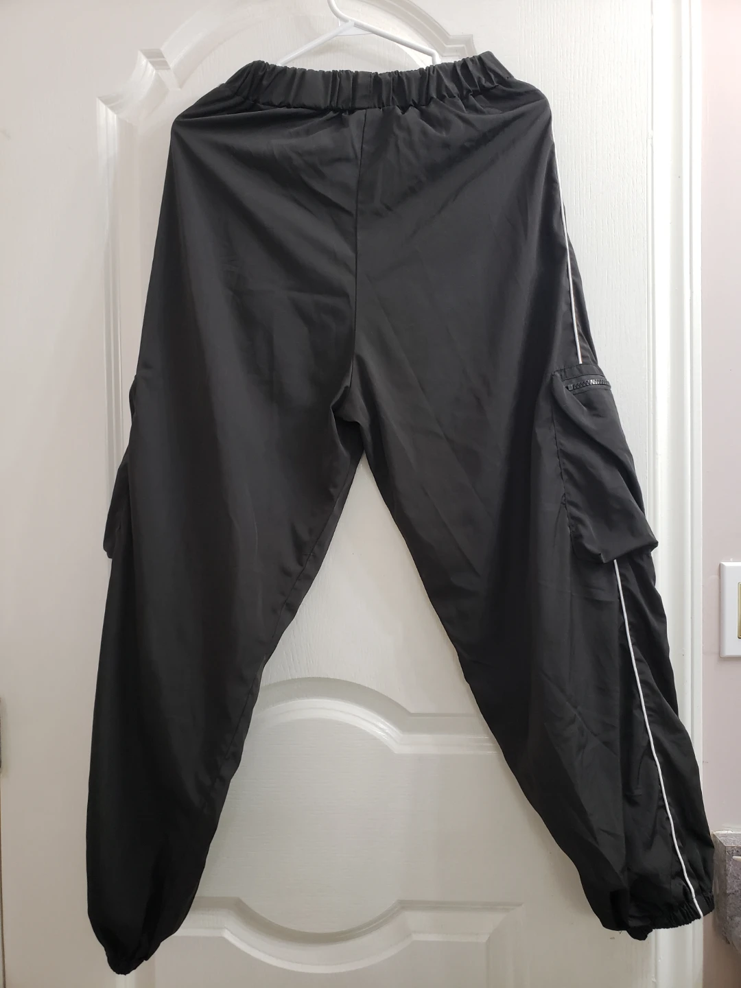 SHEIN Black Cargo Pants Size Large.Unisex - photo 2