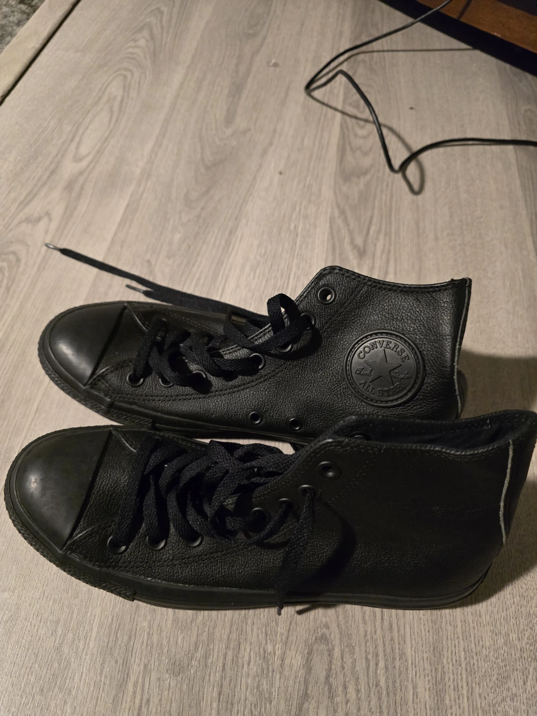 Black Converse size 7.5 - photo 3