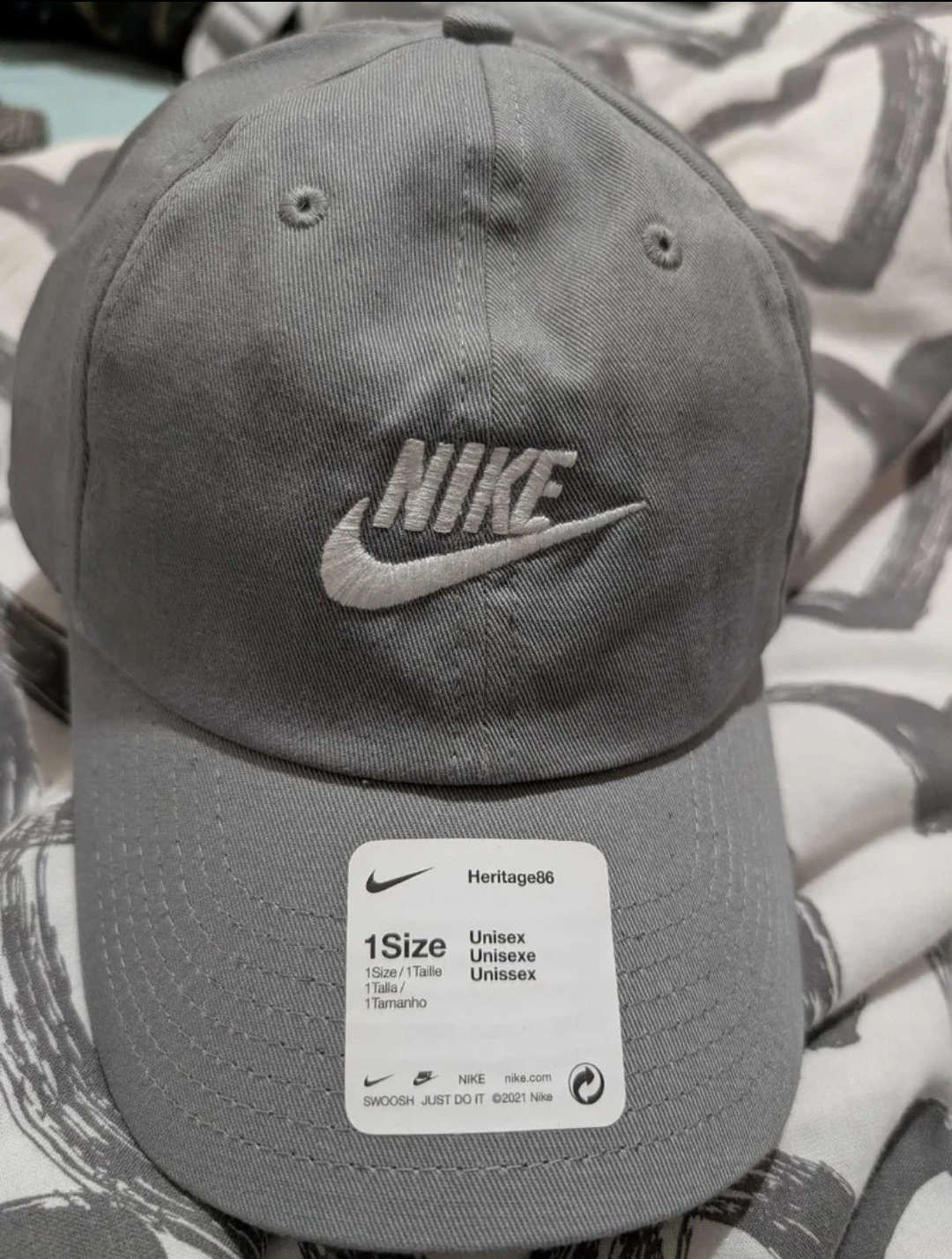 Nike Cap (New - with tag)
