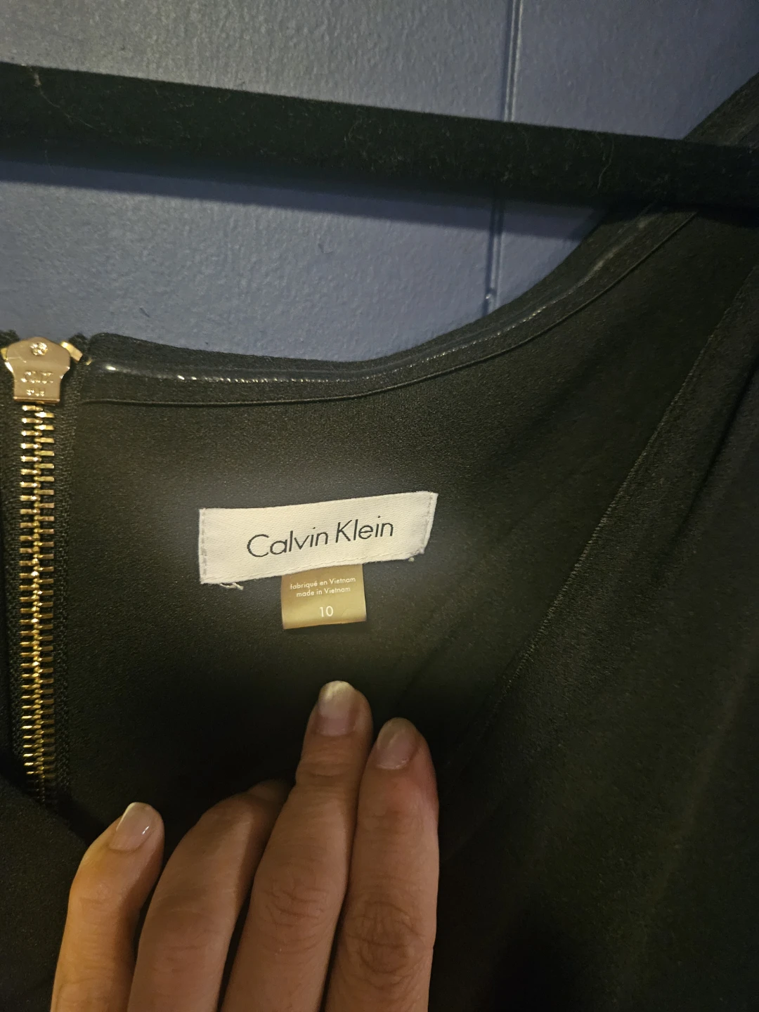 Calvin Klein Black Off-the-Shoulder Sheath Dress Size 10