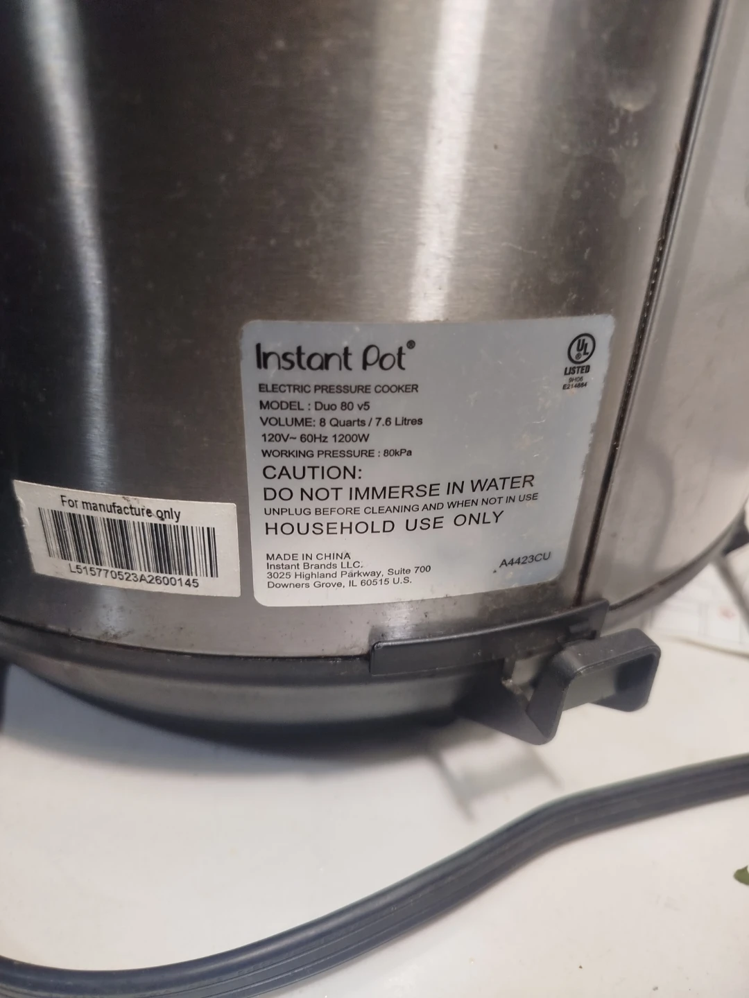 Instant Pot Duo 80 V5 Electric Pressure Cooker