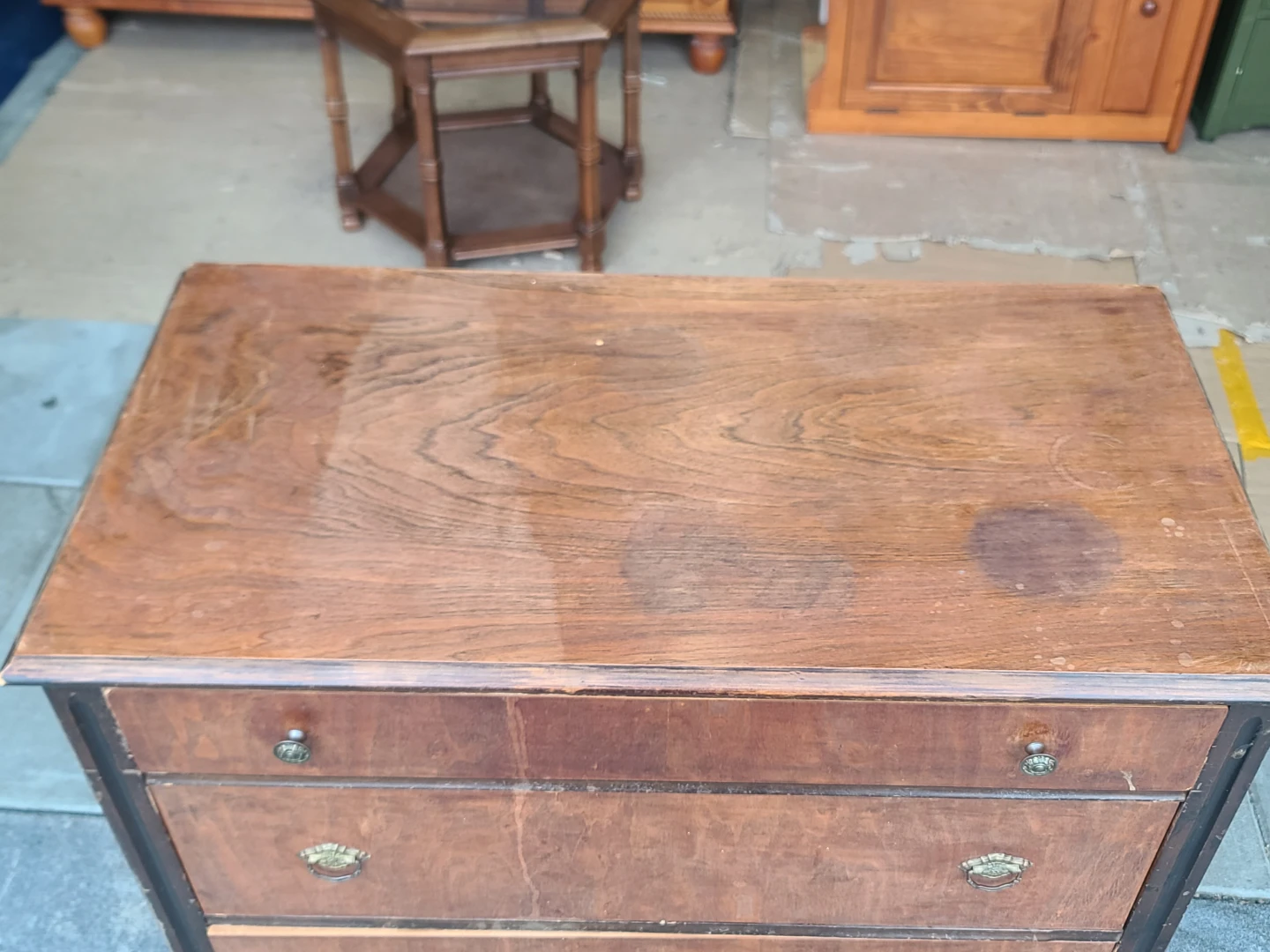 Vintage 3-Drawer Wood Dresser - photo 3