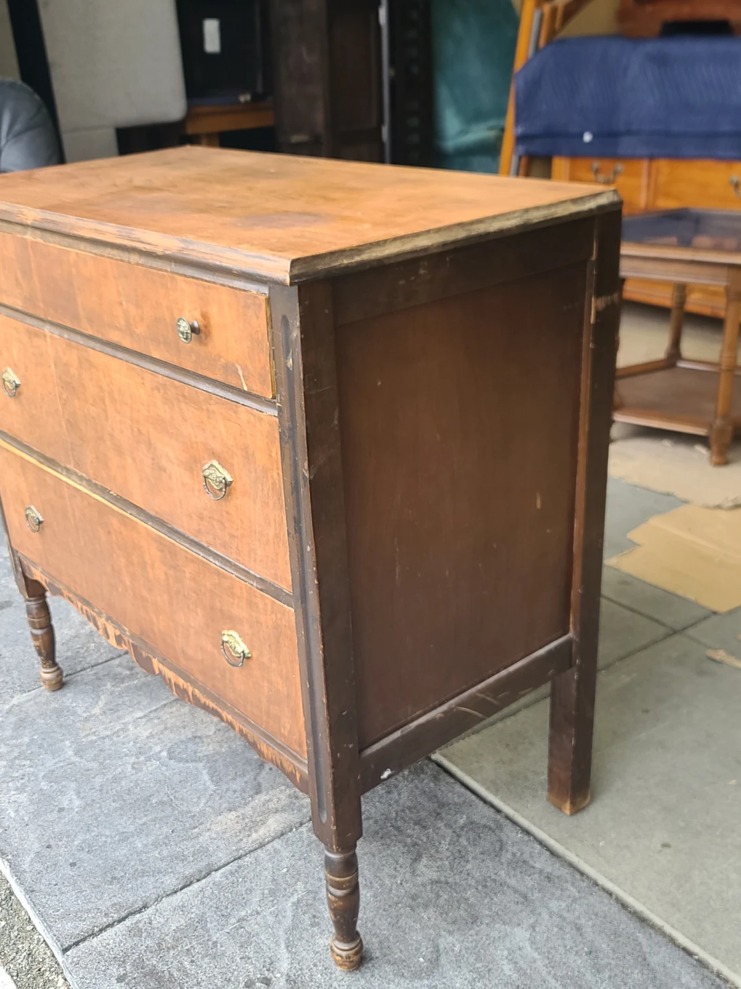 Vintage 3-Drawer Wood Dresser - photo 4