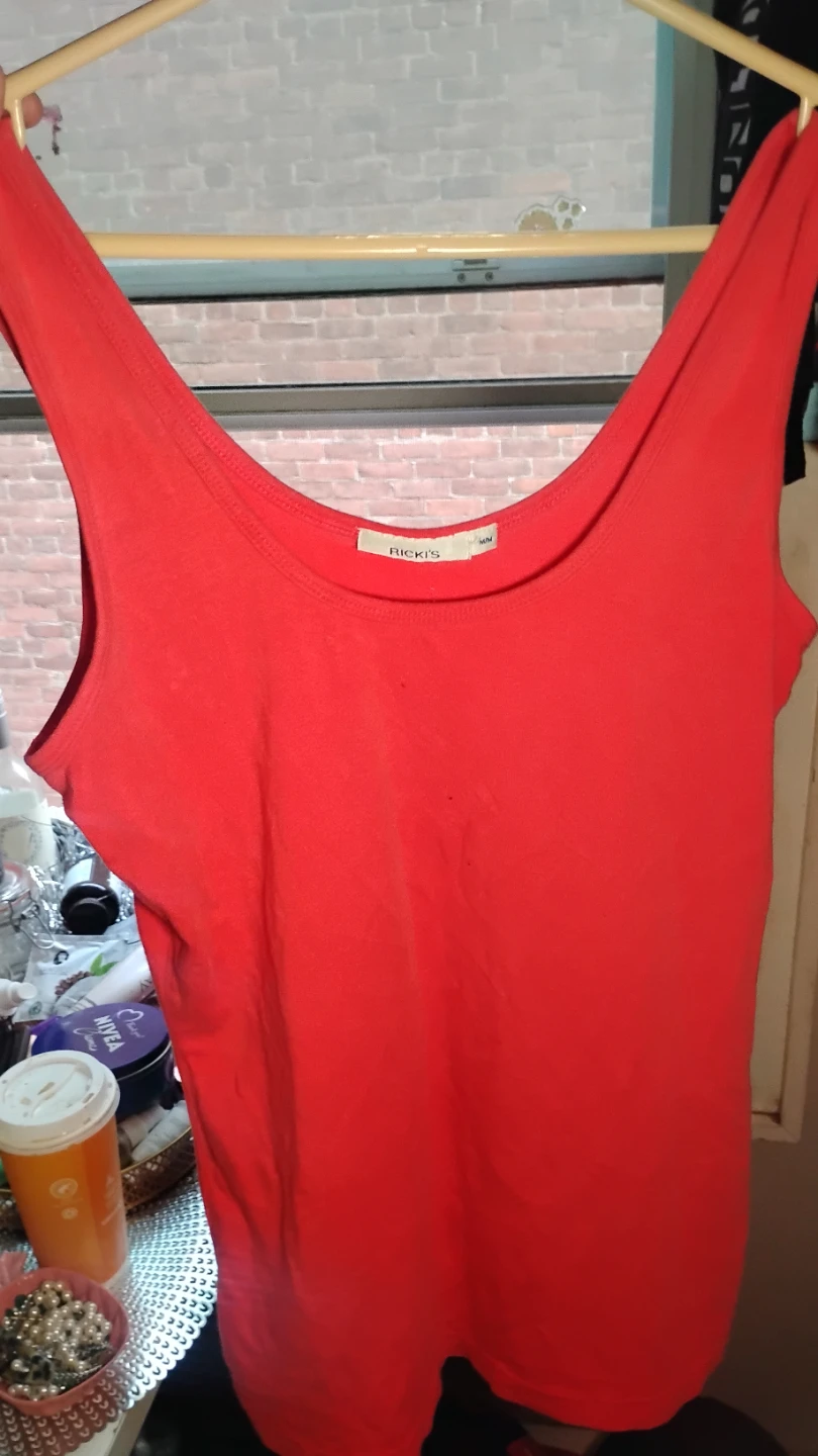🏆 4women's tank tops + shirts - Medium - photo 3