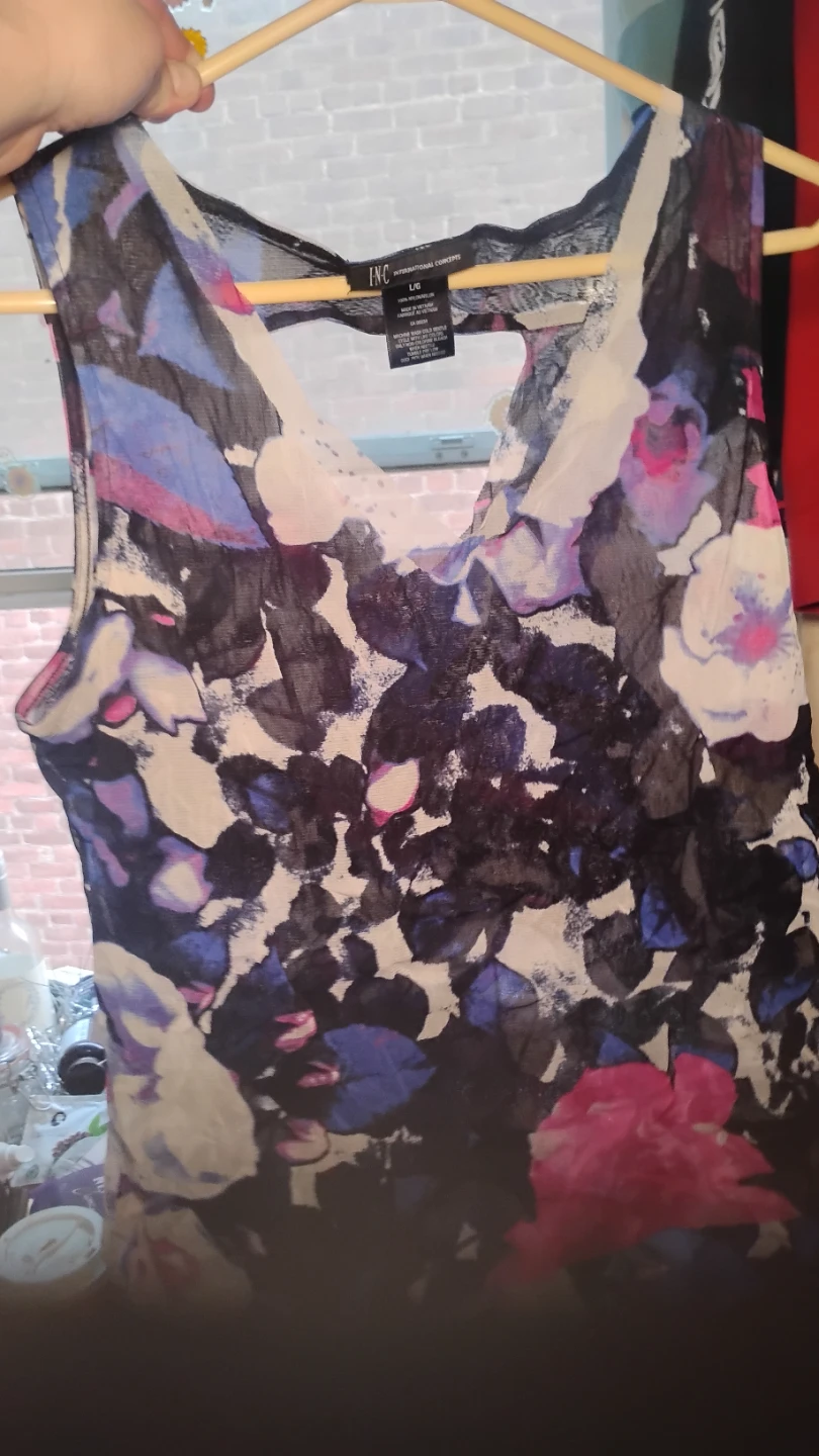 🏆 4women's tank tops + shirts - Medium - photo 5