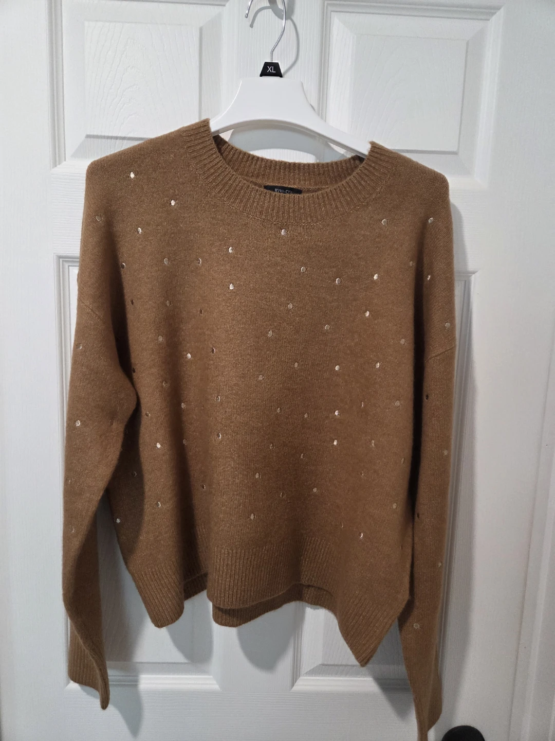 RW&CO. Brown Crew Neck Sweater - Large