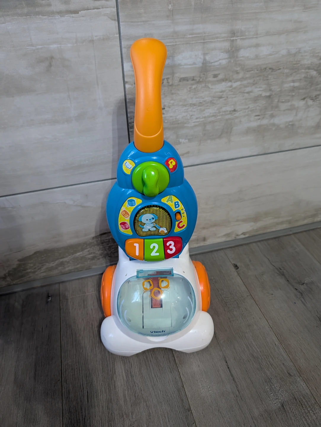 VTech Learn & Laugh Learning Vacuum Toy