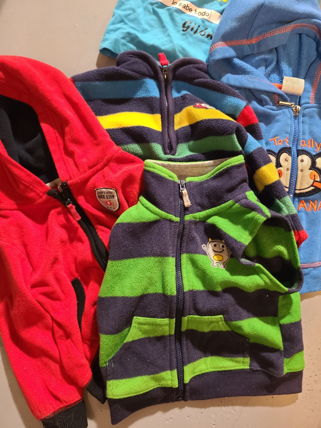 Bundle of Baby Boy Clothes, 12 months 🥕 - photo 2