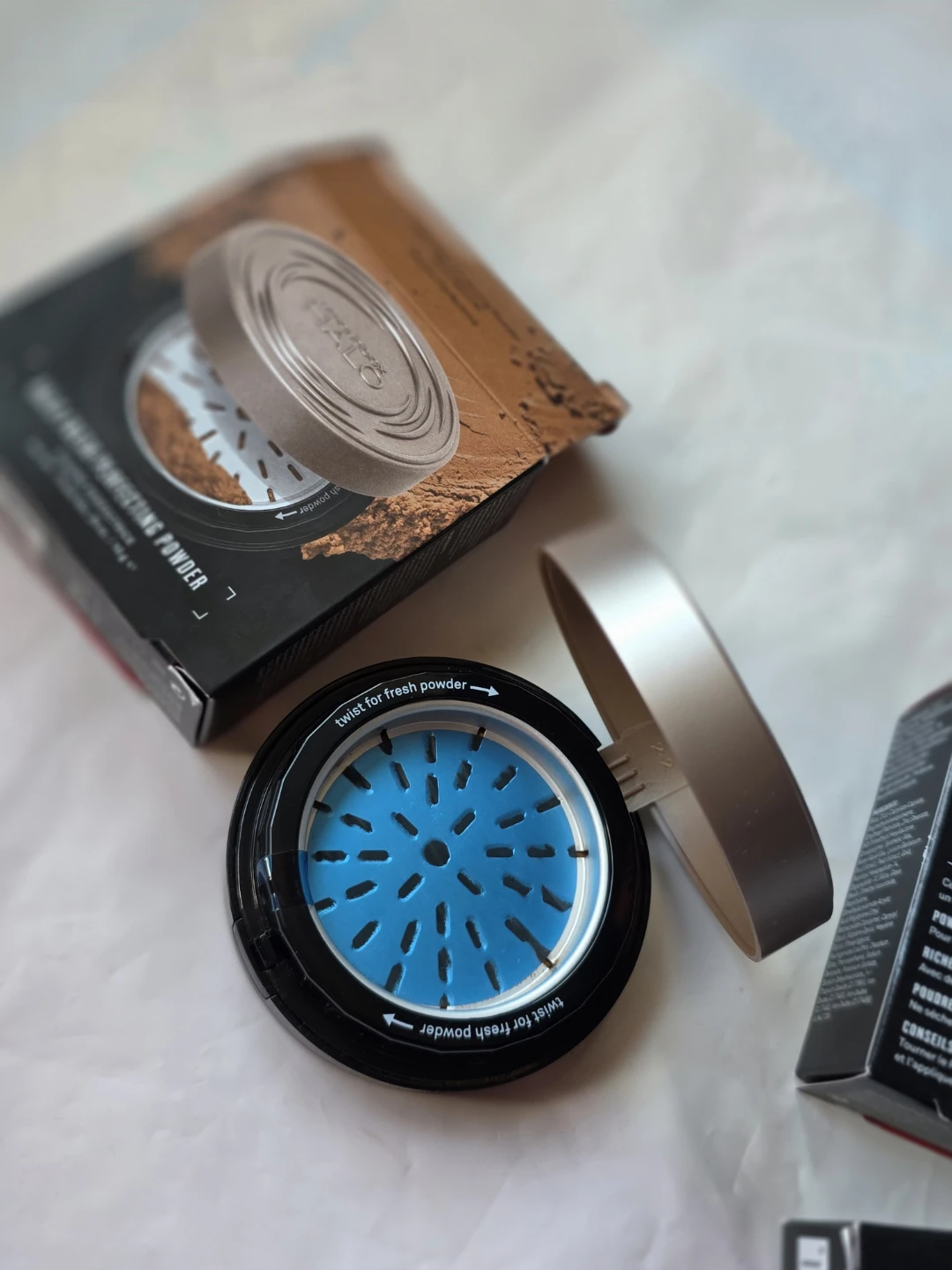 Smashbox Halo Fresh Perfecting Powder (Dark/Neutral) - photo 4