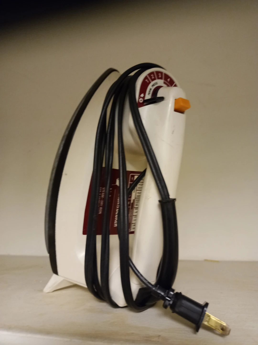 Black and Decker Steam-O-Matic Iron
