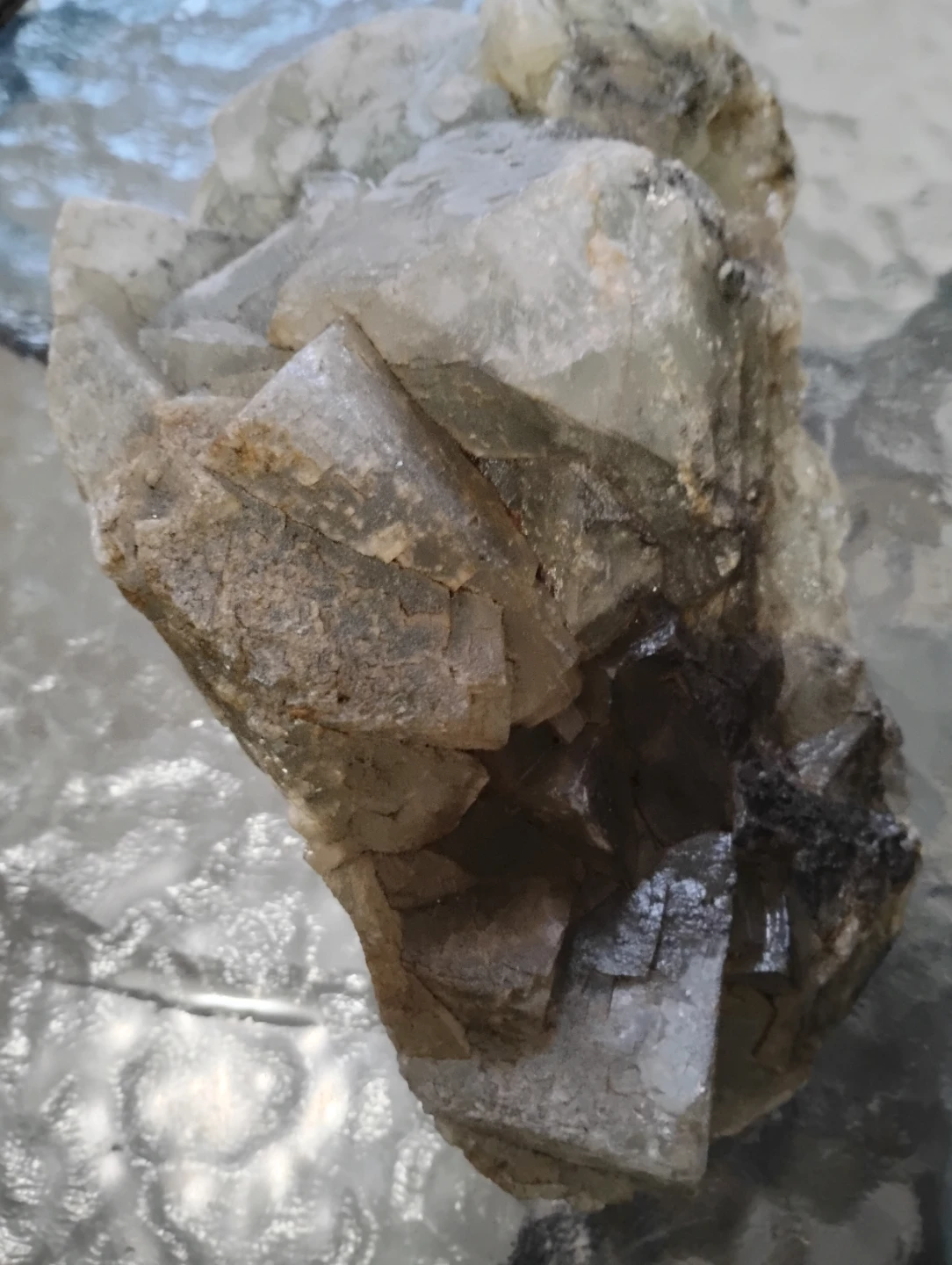 Flourite Crystal Cluster Speciman - photo 4