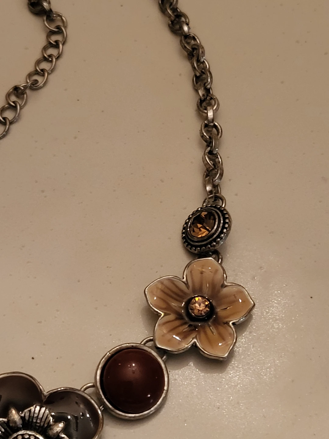 Vintage  Floral & Butterfly Necklace - photo 4