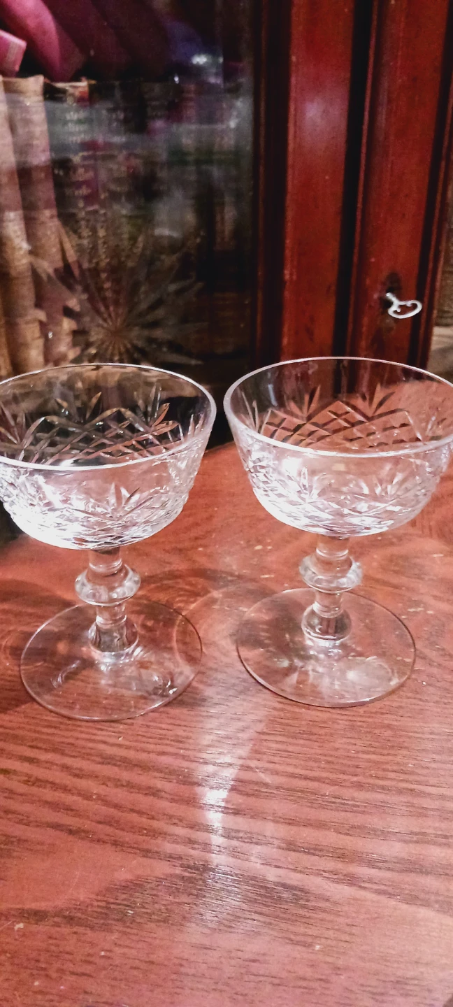 Set of 2 Gorgeous Crystal Coupe  Champagne  Glasses - photo 3